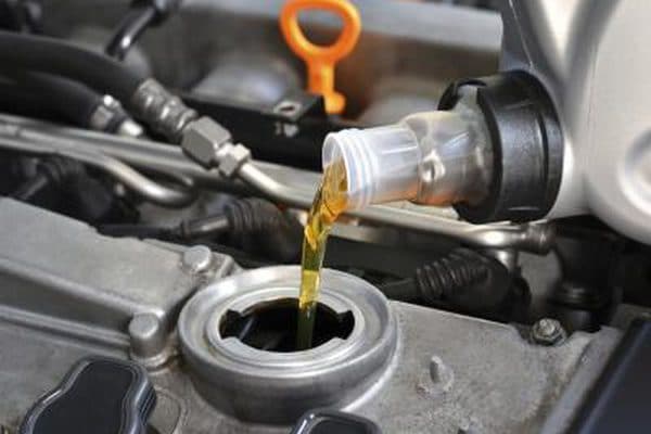 Auto-Brake-Fluid.jpg