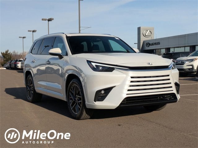 2026 Lexus TX Premium's photo