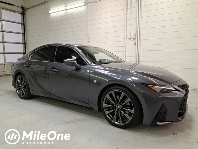 2023 Lexus IS 350 F SPORT's photo