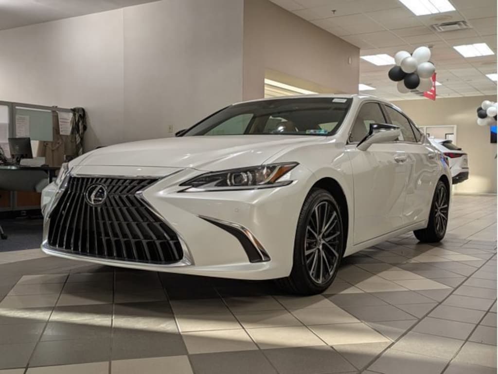 New 2025 Lexus ES 350 SEDAN