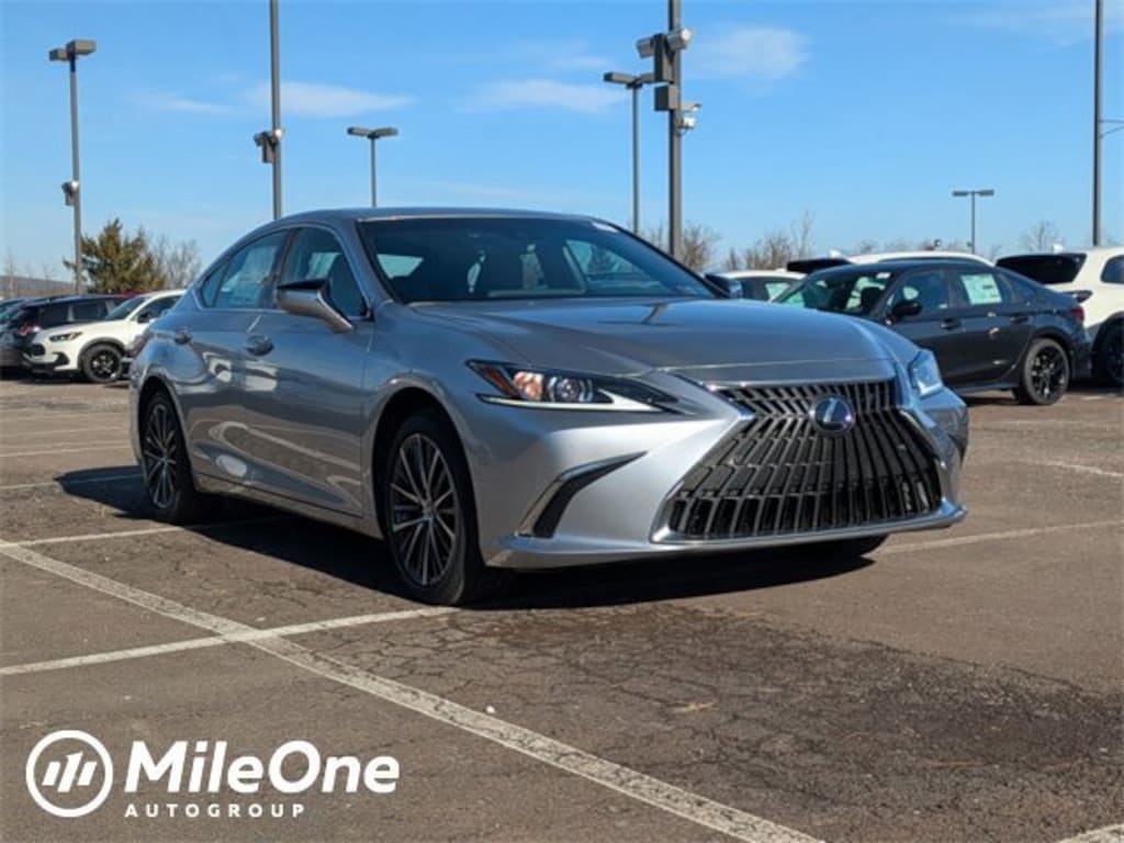 New 2025 Lexus ES 350 SEDAN