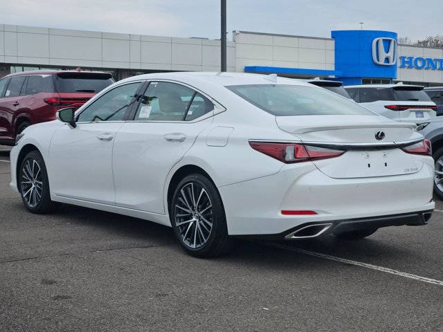 2025 Lexus ES 350 Premium photo 4