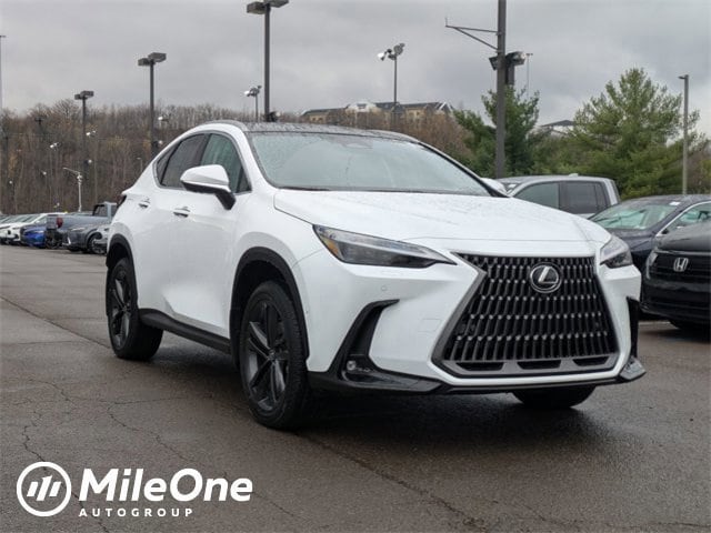 2026 Lexus NX PHEV 450h+'s photo