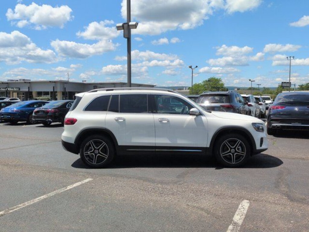 New 2026 Mercedes-Benz GLB 250 4MATIC SUV