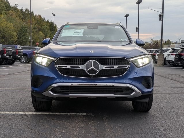 2026 Mercedes Benz GLC 300 4MATIC photo 2