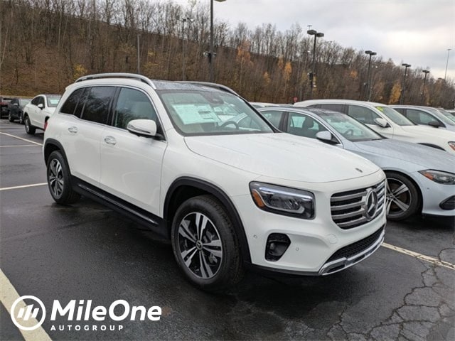 2026 Mercedes-Benz GLB GLB 250's photo