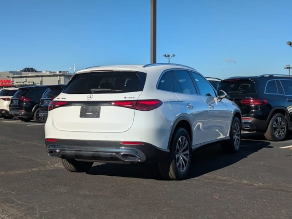 New 2026 Mercedes-Benz GLC 300 4MATIC SUV