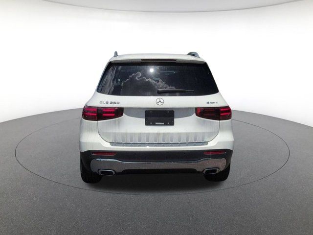 2026 Mercedes-Benz GLB GLB 250 - Photo 6