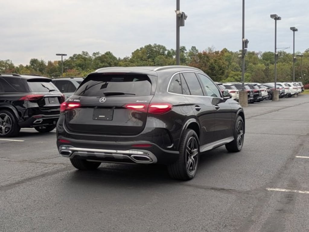 New 2026 Mercedes-Benz GLC 350e 4MATIC SUV