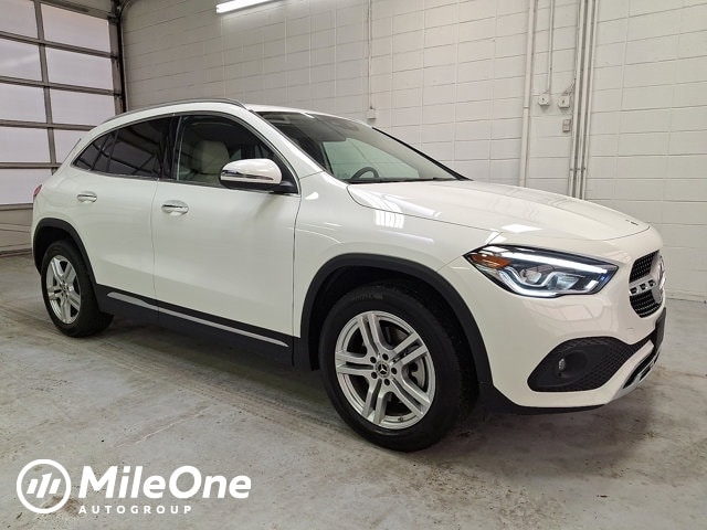 2023 Mercedes-Benz GLA Base's photo