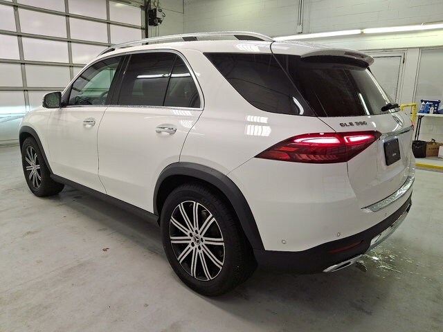 2025 Mercedes Benz GLE 350 4MATIC photo 3