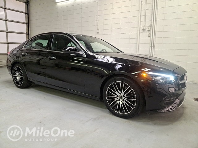 2025 Mercedes-Benz C-Class Sedan C 300's photo
