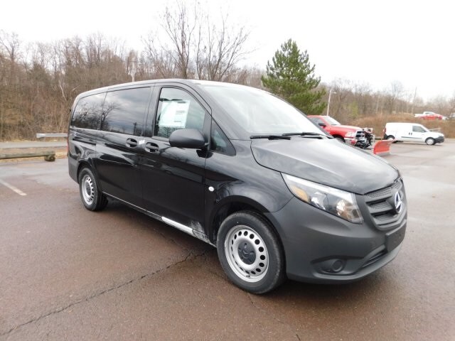 mercedes benz minivan 2019