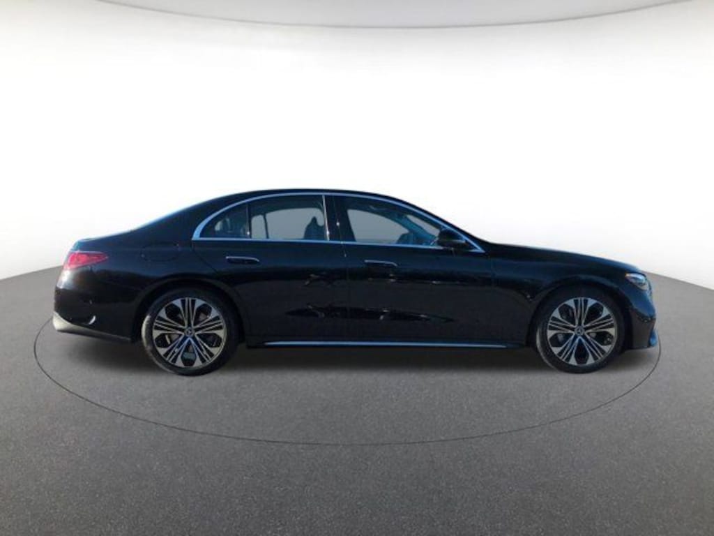 New 2026 Mercedes-Benz E 350 4MATIC Sedan