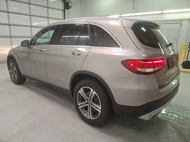 2019 Mercedes Benz GLC 300 4MATIC photo 2