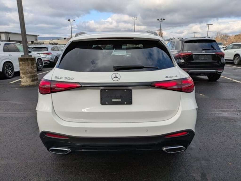 New 2026 Mercedes-Benz GLC 300 4MATIC SUV