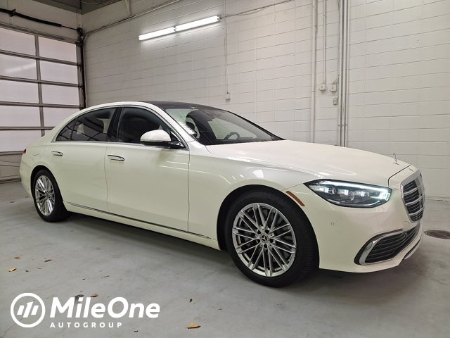 2022 Mercedes-Benz S-Class S 580's photo