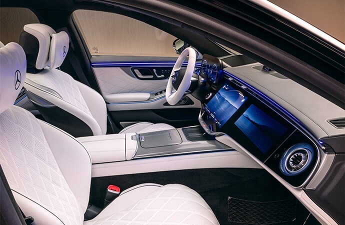 2027%20Mercedes-Benz%20S-Class%20Interior%20Tech.jpg