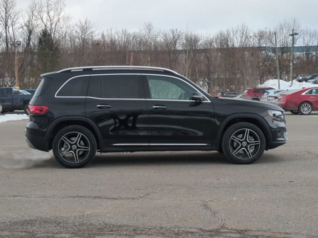 New 2026 Mercedes-Benz GLB 250 4MATIC SUV