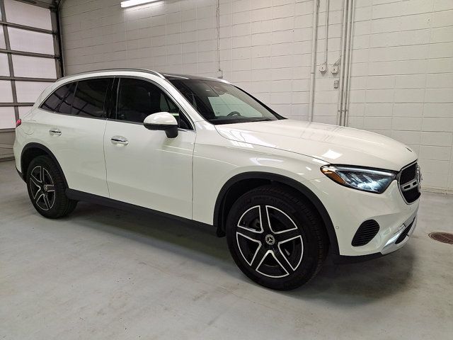 2026 Mercedes-Benz GLC GLC 300 4MATIC's photo