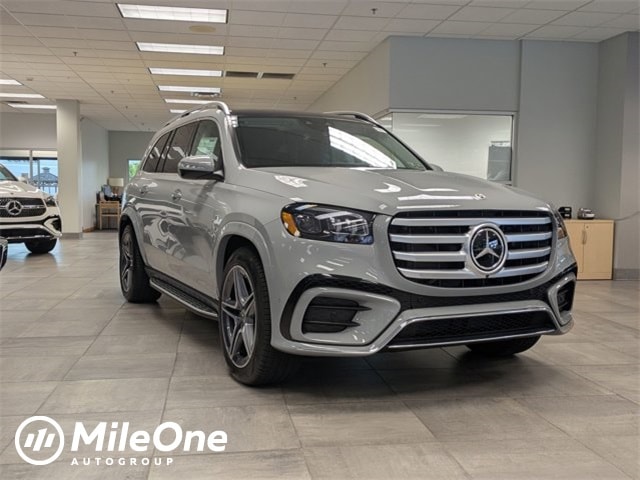 2026 Mercedes-Benz GLS Base's photo