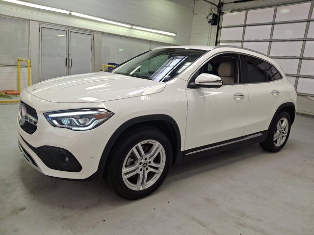 2023 Mercedes Benz GLA 250 4MATIC photo 2