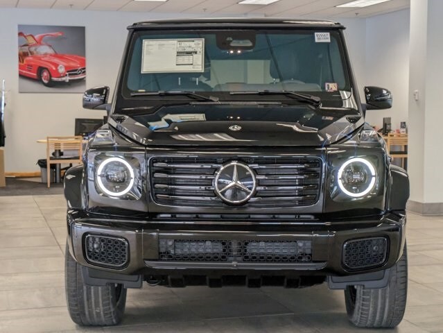 2025 Mercedes Benz G photo 2