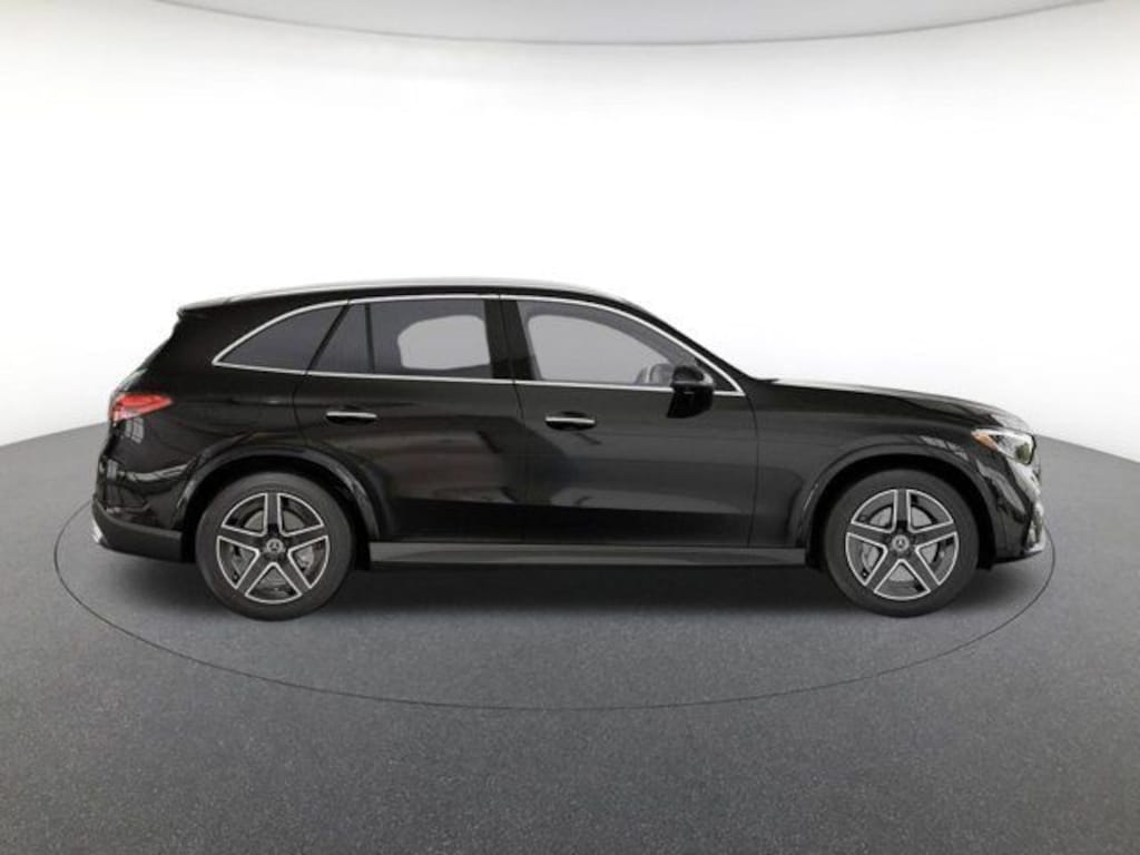 New 2027 Mercedes-Benz GLC 300 4MATIC SUV