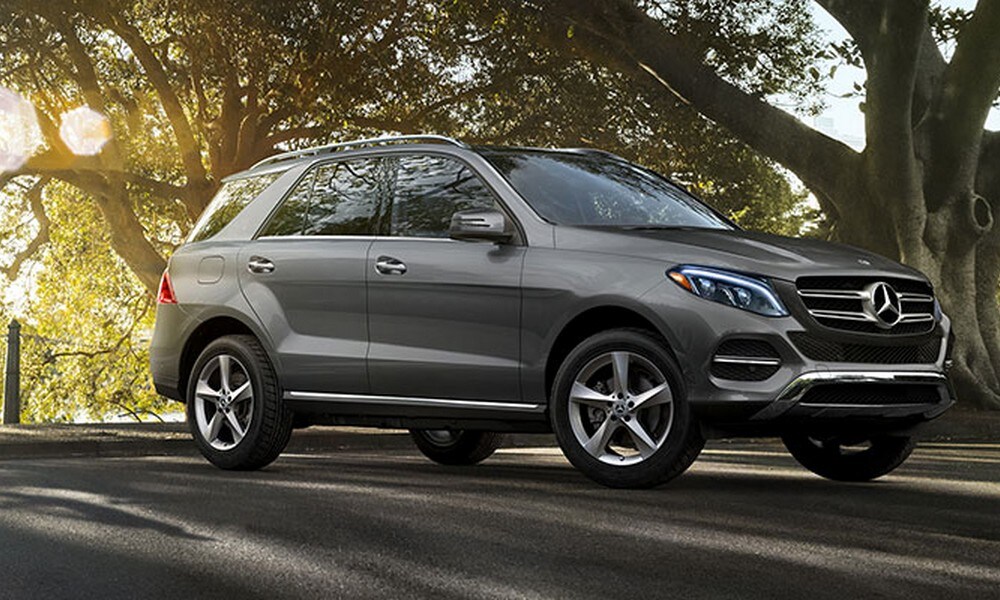 2018-Mercedes-Benz-GLE-SUV-Exterior-Front1.jpg