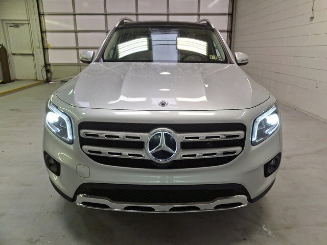 2022 Mercedes Benz GLB 250 4MATIC photo 2