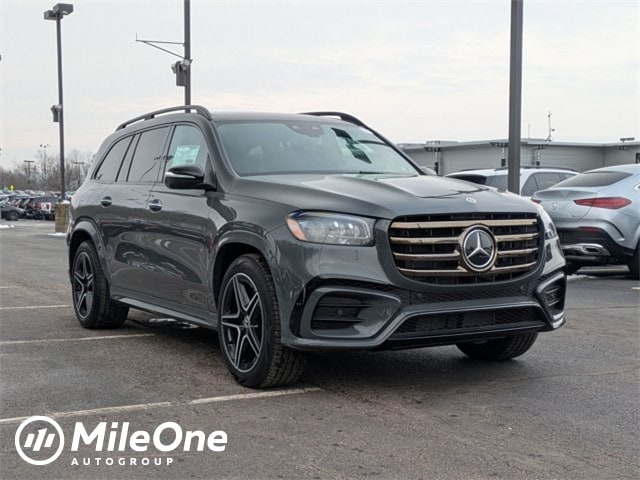 2026 Mercedes-Benz GLS Base's photo