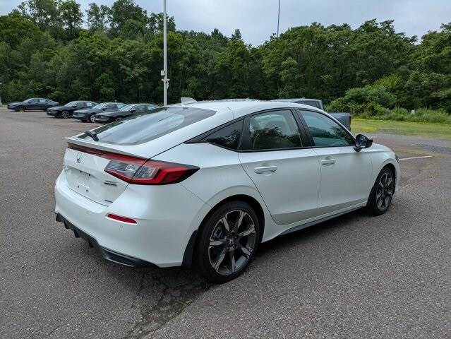 2025 Honda Civic Hybrid Sport Touring Hatchback photo 3