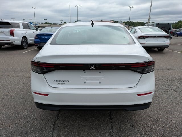 2025 Honda Accord SE photo 4