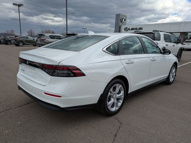 2025 Honda Accord LX photo 3