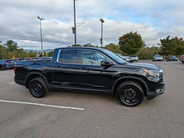 2025 Honda Ridgeline RTL photo 2
