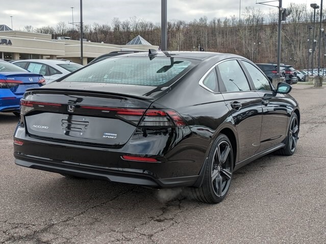 2025 Honda Accord Hybrid Sport photo 4