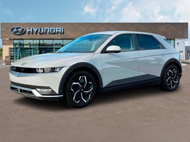 2024 Hyundai Ioniq 5 SEL photo 2