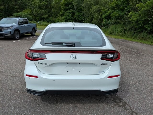 2025 Honda Civic Hybrid Sport Touring Hatchback photo 4