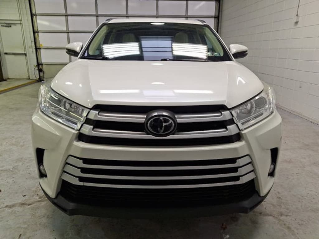 Used 2018 Toyota Highlander XLE SUV