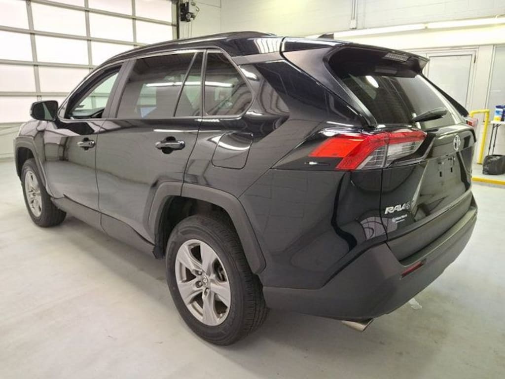 Used 2025 Toyota RAV4 XLE SUV