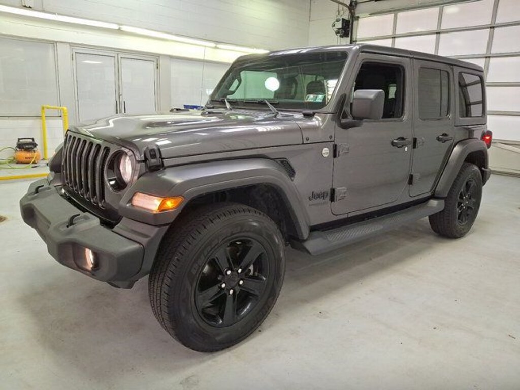 Used 2020 Jeep Wrangler Unlimited Sport Altitude SUV
