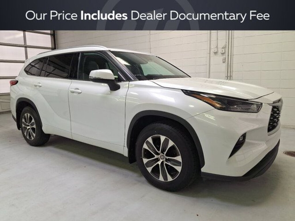 Used 2022 Toyota Highlander XLE SUV