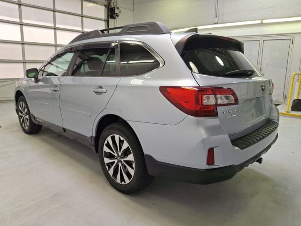Used 2017 Subaru Outback 3.6R SUV