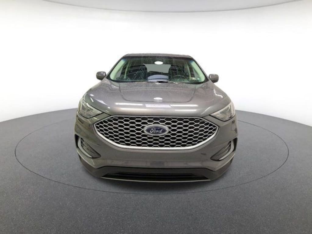 Used 2024 Ford Edge SEL SUV