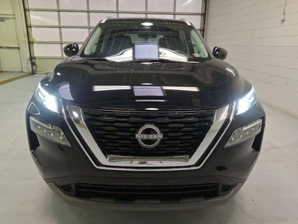 Used 2023 Nissan Rogue SV SUV