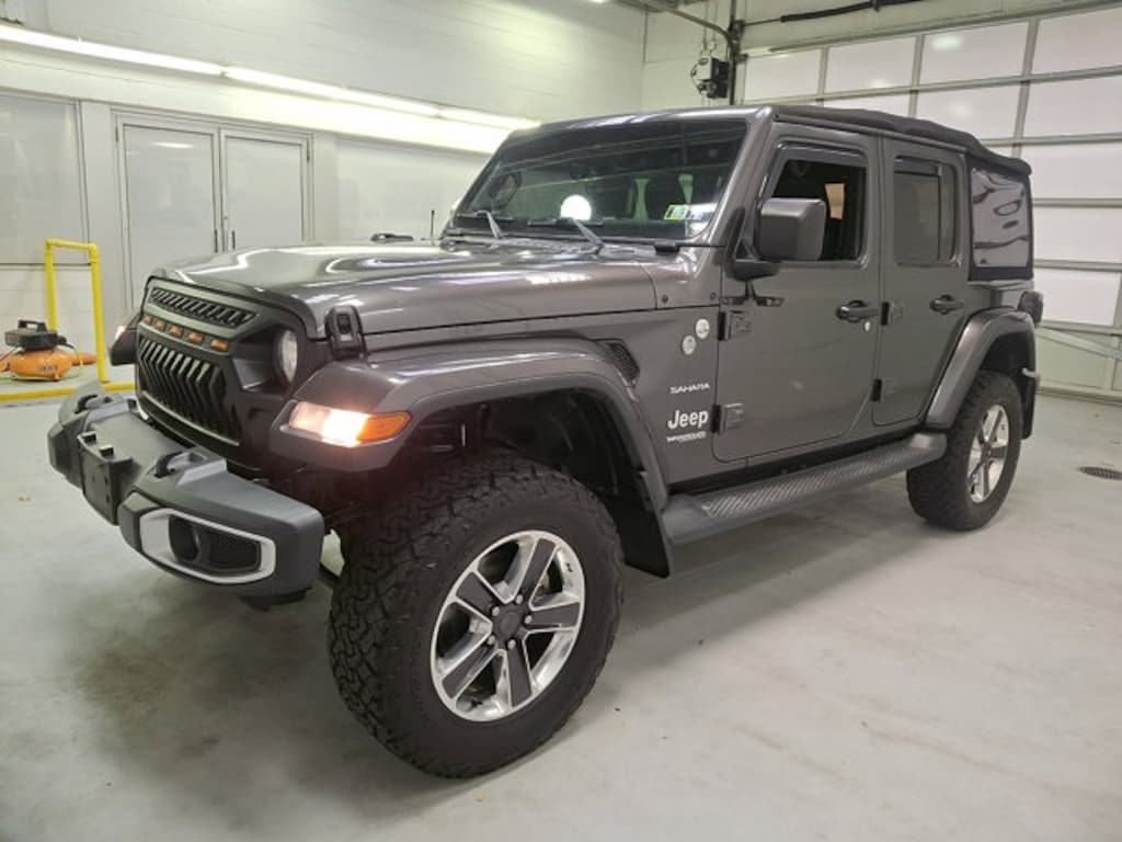 Used 2019 Jeep Wrangler Unlimited Sahara SUV