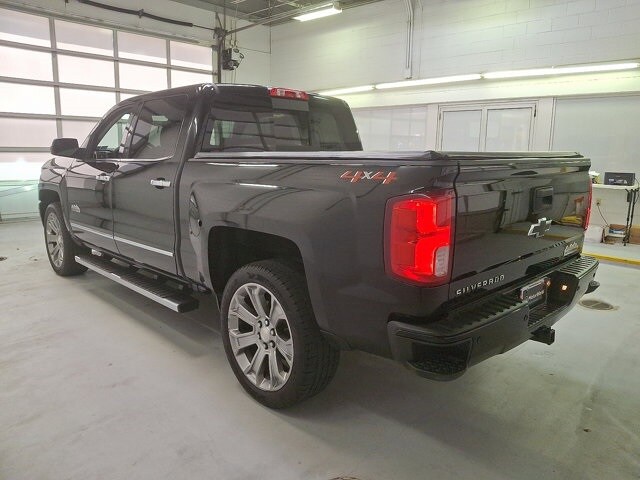 2018 Chevrolet Silverado 1500 High Country photo 4