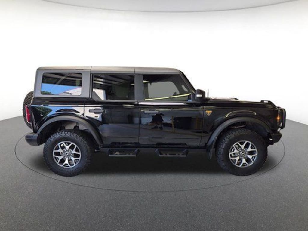 Used 2024 Ford Bronco Badlands SUV