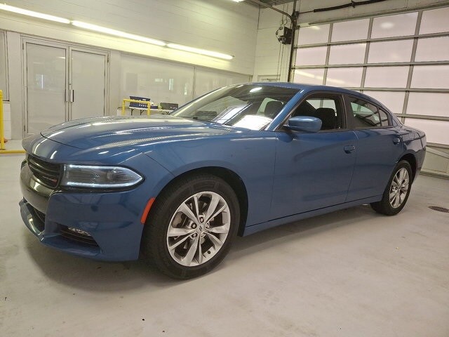 2022 Dodge Charger SXT photo 3