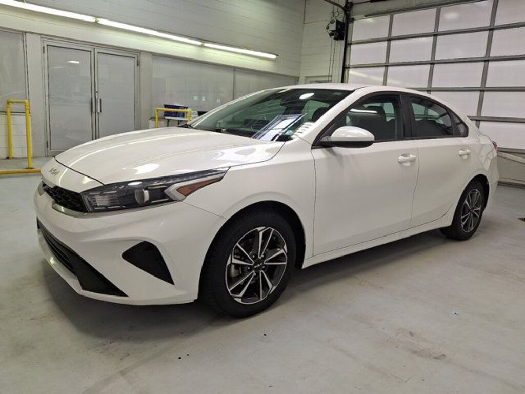 Used 2023 Kia Forte LXS Sedan
